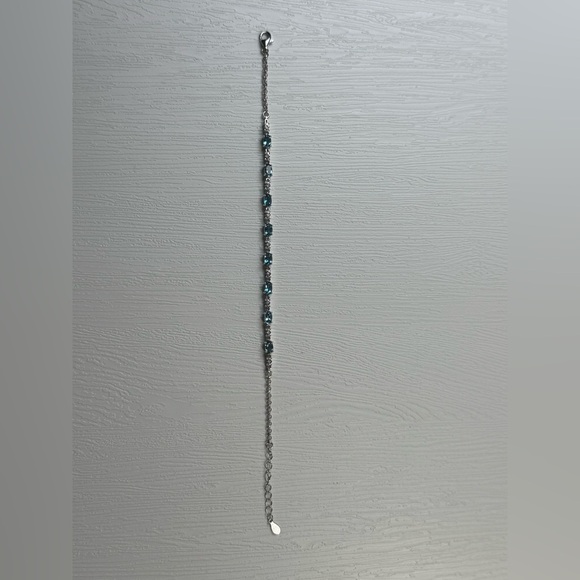 London Blue Topaz Gemstone Bracelet - Picture 8 of 8